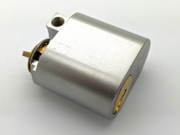 Cylinder with keys