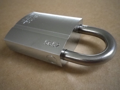 Trioving padlock 5652R/25mm